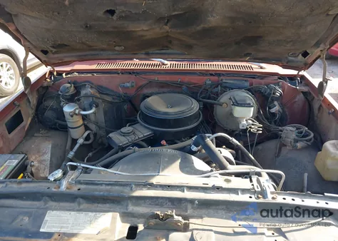 1982 Chevrolet C10 z USA, uszkodzony, nr VIN 1GCDC14H1CS169631